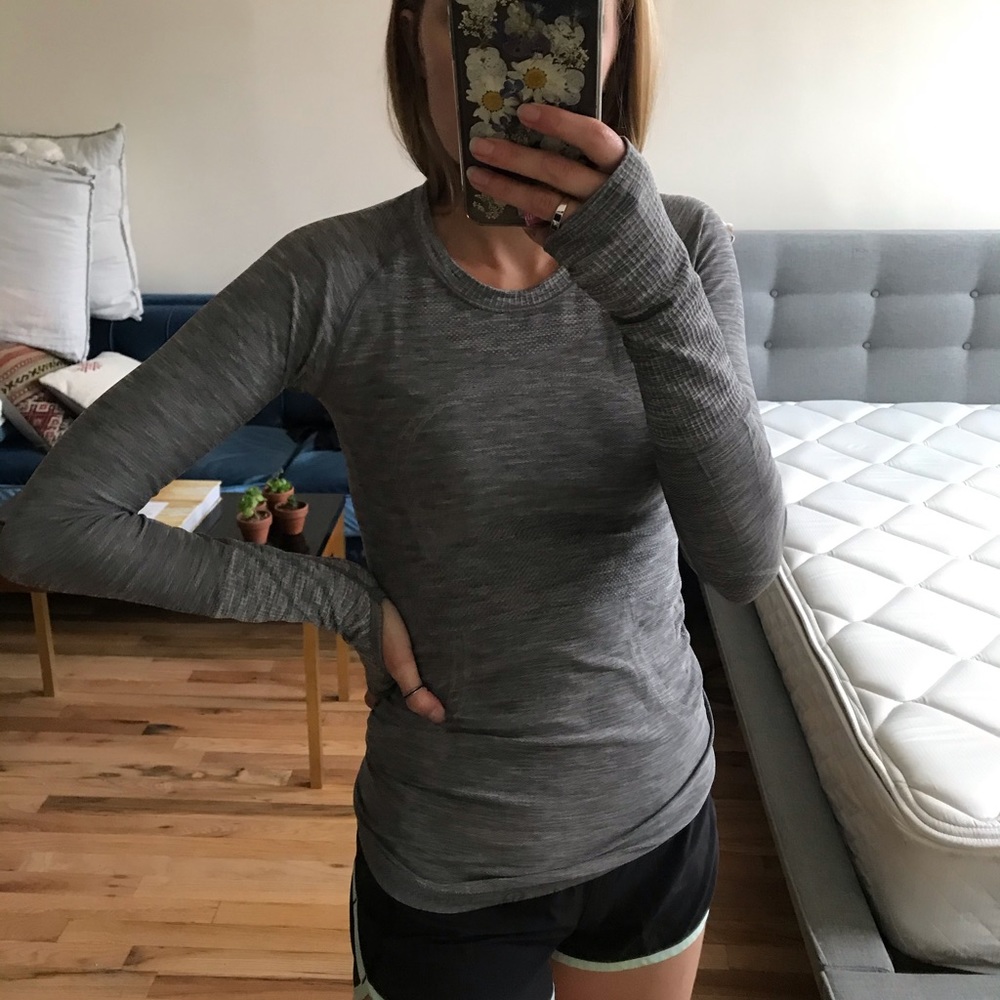 lululemon long sleeved top